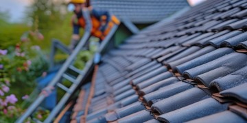 物业维修包含屋顶维修吗？