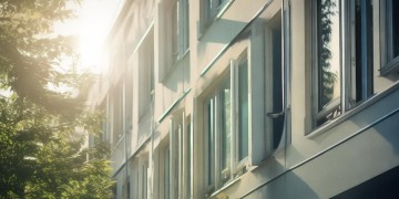 物业会帮业主开窗通风吗？